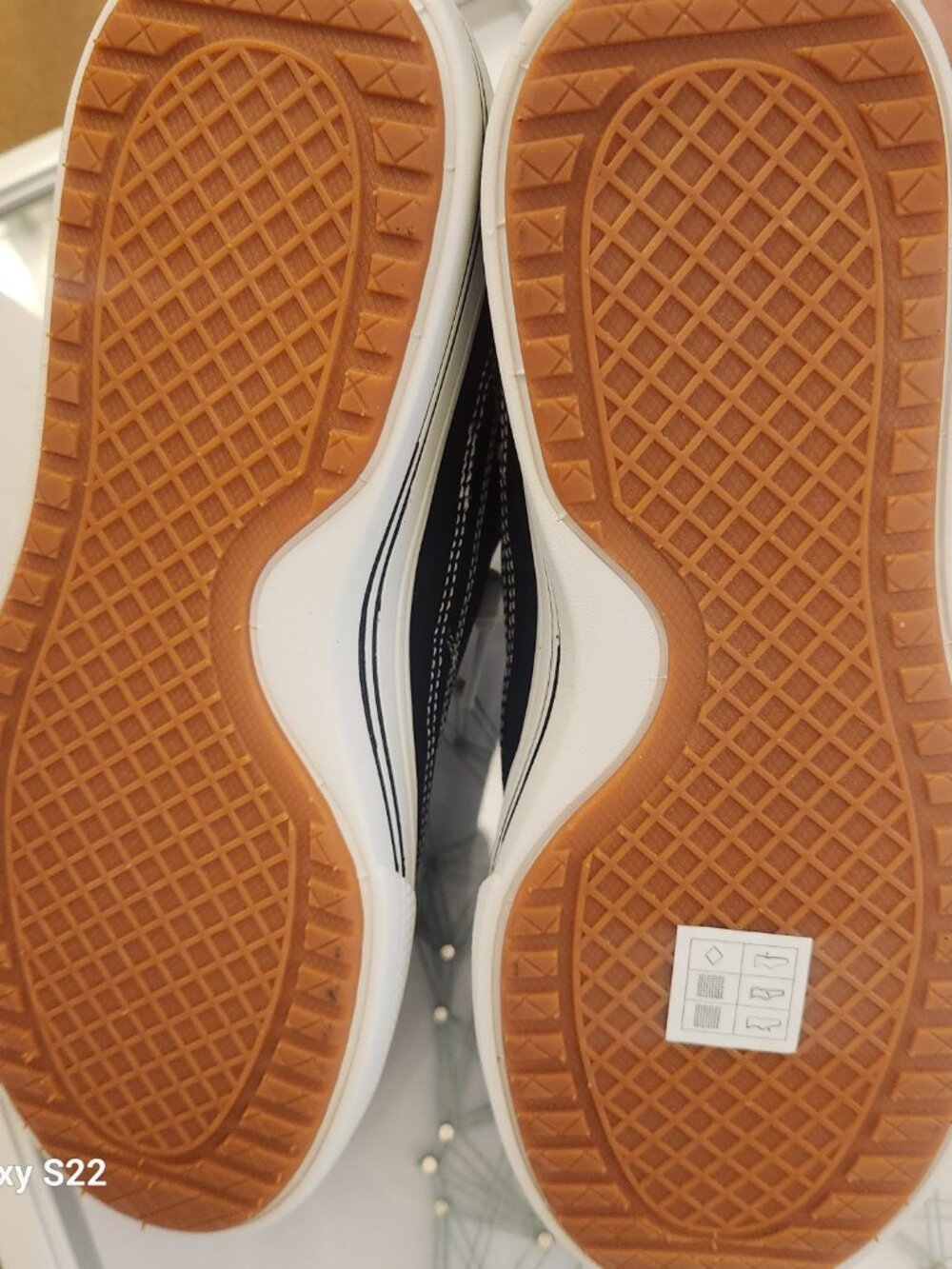 SKECHERS® Arcade Arch Fit - Arcata Sneakers. NWOT. Size 9 - Picture 11 of 12
